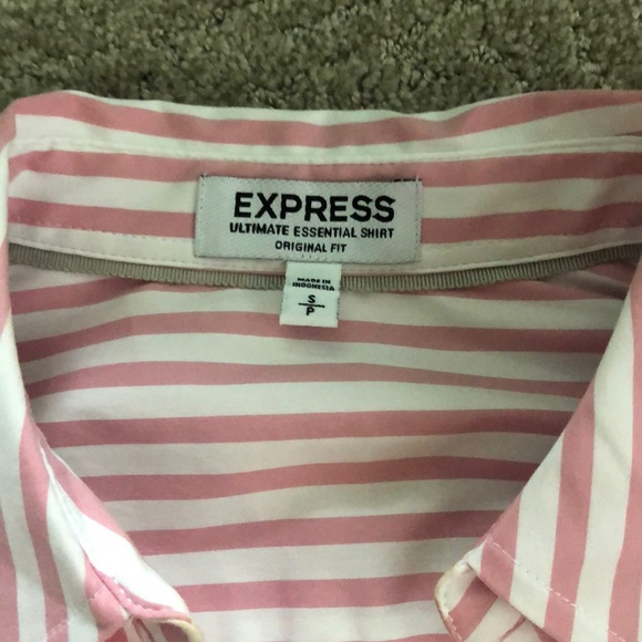 Express Woman’s collared button down - Picture 2 of 5